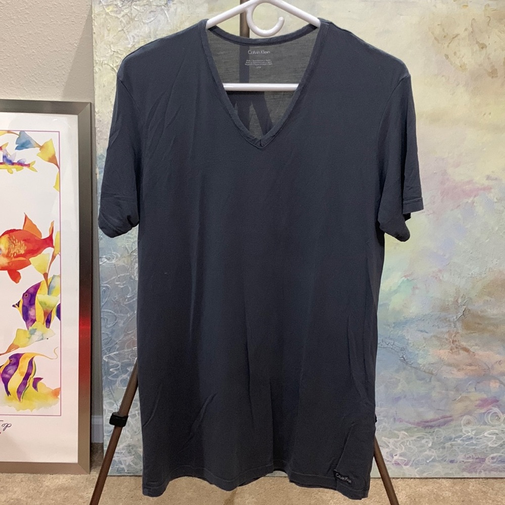 Super soft Calvin Klein grey v-neck t-shirt